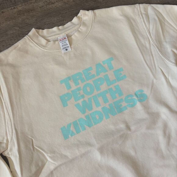 SoCal Pullover Treat People with Kindness Print Cream SizE M NEW - Picture 4 of 6